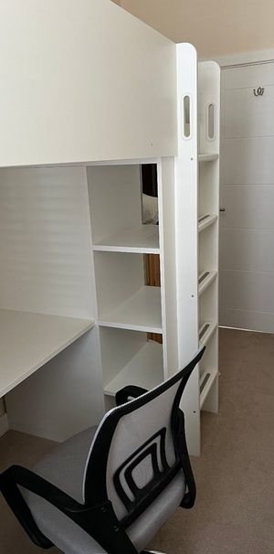 Room in a Shared House, Sydney Road, N8 - Photo 1