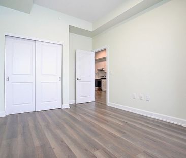 For Lease - 3200 William Coltson Avenue Unit# 215, Oakville, Ontario - Photo 3