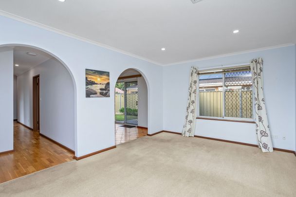 Low-maintenance living in convenient location - Photo 1