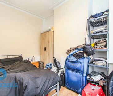 3 bed Mid Terraced House for Rent - Photo 3