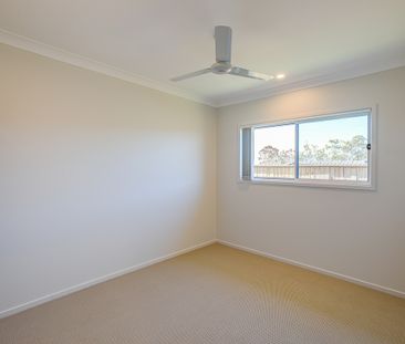 Bright and Beautiful Family Home - Photo 2