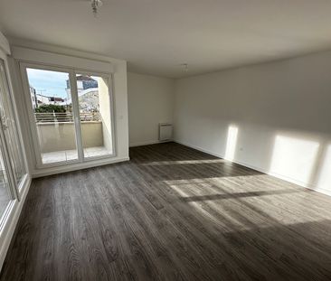 Location Appartement 2 pièces 45m² - Photo 5