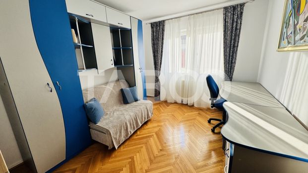 Apartament 3 camere de inchiriat 65mp balcon 3mp Vasile Aaro - Fotografie 1