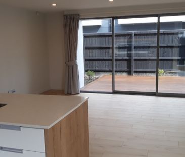 2/43 Maxwell Street, Riccarton - Photo 6