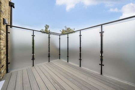 1 bedroom flat to rent - Photo 5