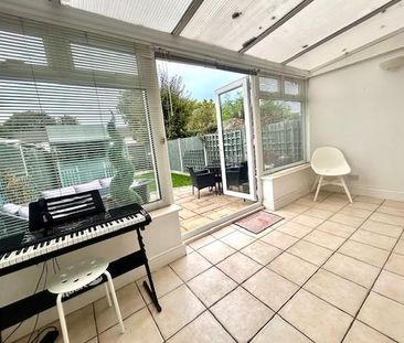 2 bedroom terraced house to rent - Photo 4