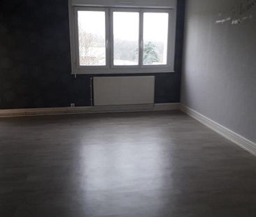 Location : Appartement 4 pièces 79 m2 – BEAUCOURT - Photo 3