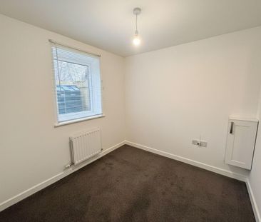 2 bedroom semi-detached bungalow to rent - Photo 4