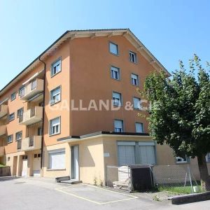 Appartement de 3 pièces avec balcon - Photo 2