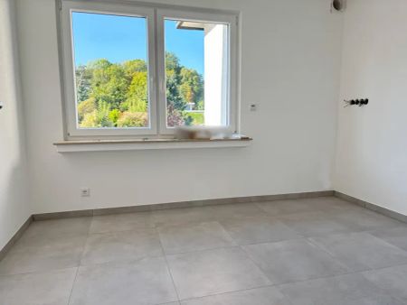 WIE NEU: 4-Zimmer-Wohnung mit Balkon in Paffrath in Gartenlage - Photo 2