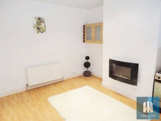 Norman Road, Birkby, Huddersfield, HD2 - Photo 1