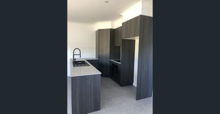 NEAR NEW HOME BEGA - Photo 4