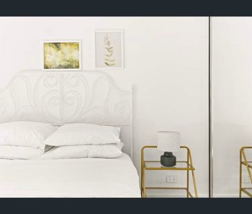 Fully Furnished One Bedroom in Darling Square - Photo 4