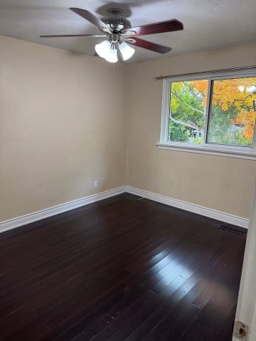 For Lease - 20 Roseglor Crescent Unit# Main-Upper level, Toronto, Ontario - Photo 2