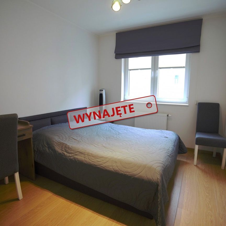 Dwupokojowe mieszkanie na zamkniętym osiedlu ! - Photo 1