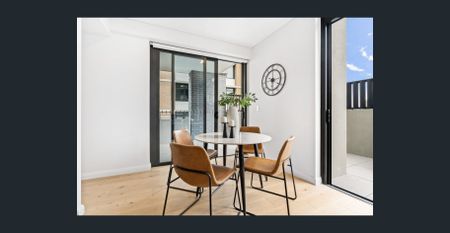 Beautiful 1 Bedroom Apartment - Walk to Metro, Shops & Cafes! - Photo 3