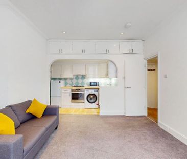 Bright Quiet ONE BED FLAT (1st Floor) in Belsize Park NW3 - Photo 1