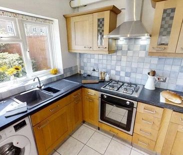 Student Properties to Let - Photo 3