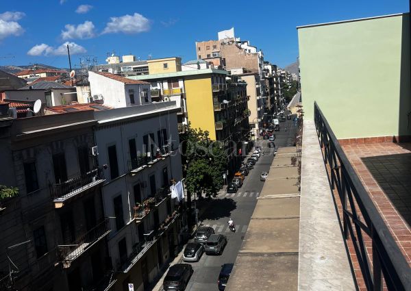 Attico a Palermo in Via Ricasoli, Borgo Vecchio