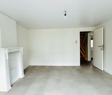 Ruim duplex-appartement in het hart van Bornem. - Photo 4