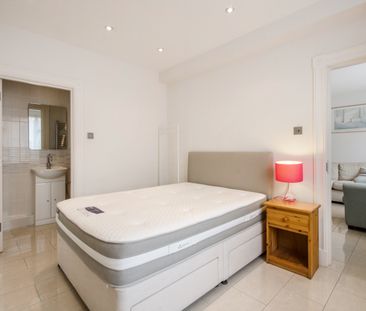 2 Bedroom Apartment, Hallam Court, Hallam Street, W1W - Photo 5