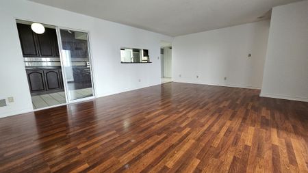 For Lease - 80 Alton Towers Circle Unit# 1507, Toronto, Ontario - Photo 2