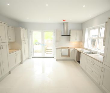33 Lisburn Road, - Photo 4