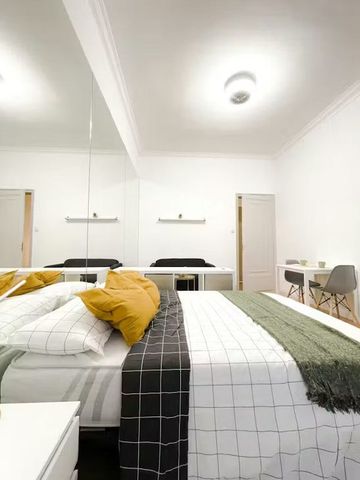 Carrer de Muntaner, Barcelona, Catalonia 08006 - Photo 2