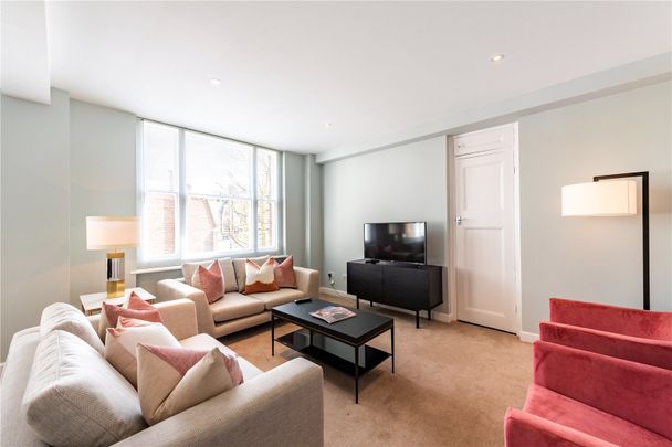 Hill Street, Mayfair - Photo 1