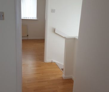 Two Bedroom Semi Detached House for Rent in Hemel Hempstead - Photo 6