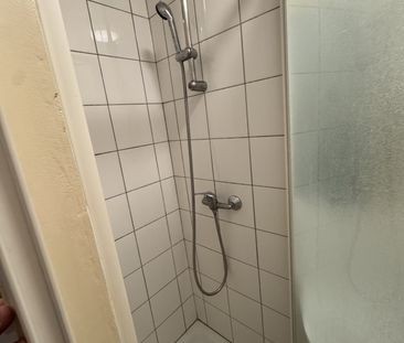 Location Appartement 1 pièce 9m² NIMES 30900 - Photo 5