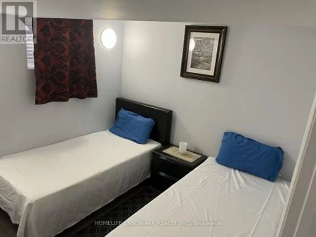 794 BIGGAR HEIGHTS - Photo 5