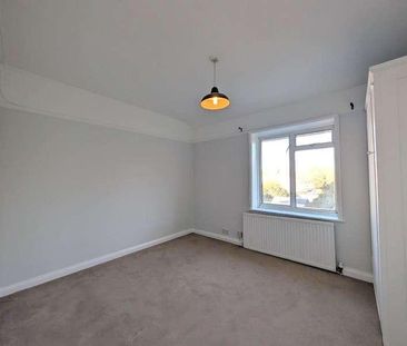 Sunbury Way, Hanworth, Feltham, TW13 - Photo 3