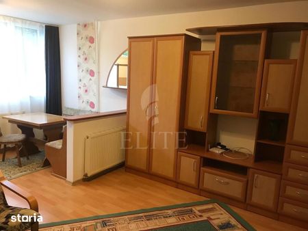 Garsoniera în zona Dambovitei - Expotransilvania - Photo 5