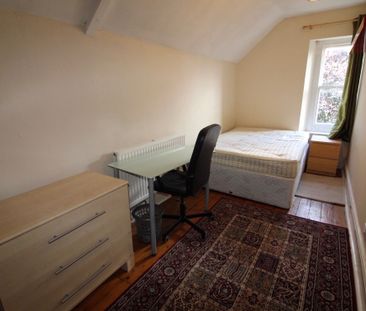 4 Bed Flat, Cotham Lawn Road, BS6 - Photo 4