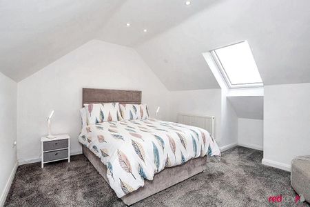 4 bedroom house to rent - Photo 3