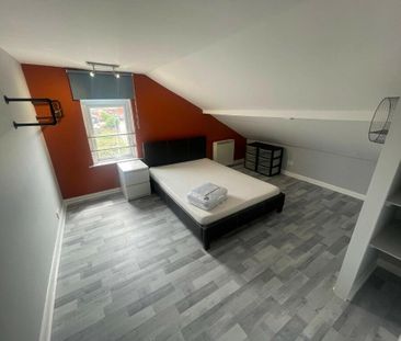 1 bedroom in a house share to rent - Photo 3