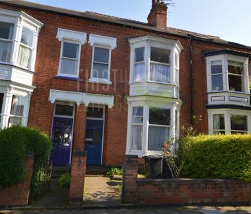 4 bedroom terraced house to rent - Photo 2