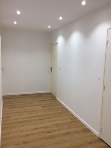 Location Appartement 1 pièce 20m² NIORT 79000 - Photo 4