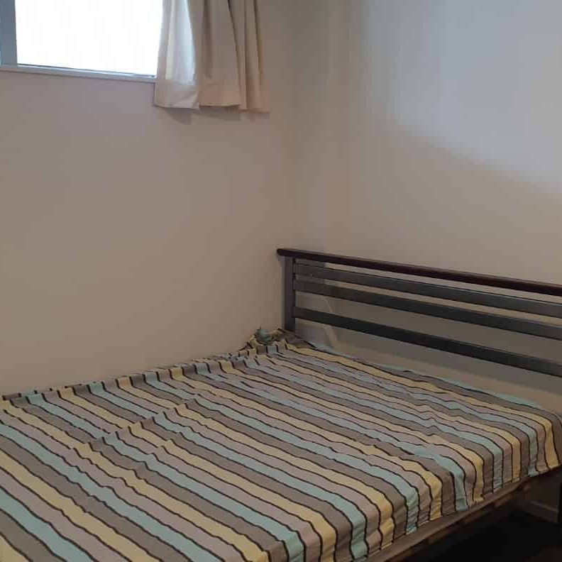 Well Presented 2 Bedroom Apartment - Photo 1