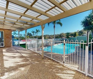 4 Roscrea Crescent, Mount Hutton NSW 2290 - Photo 6