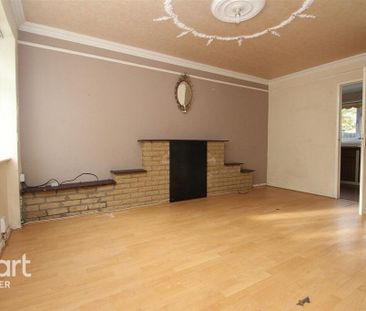 2 bedroom terraced house to rent - Photo 2