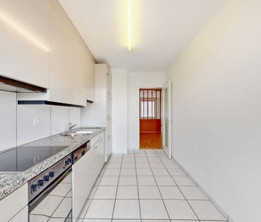 At home in the heart of Basel - Photo 3