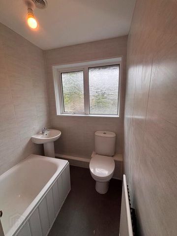 160 East Street, Newtownards, BT23 7DD - Photo 4