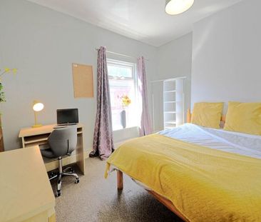 2 bedroom house share to rent - Photo 1