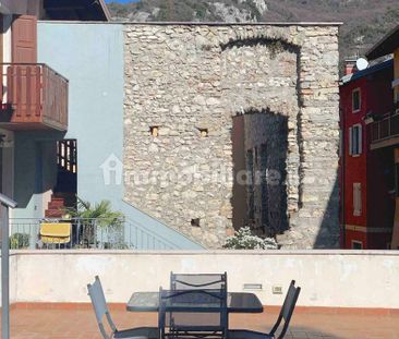 Trilocale piazza Antonio Gazzoletti 7, Centro, Nago-Torbole - Photo 2