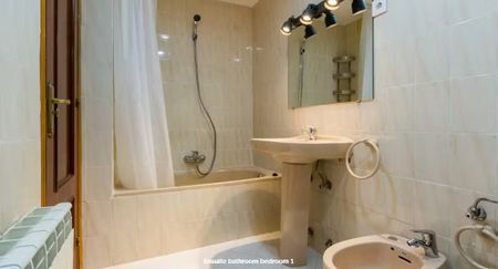 Costanilla de los Ángeles, Madrid, Community of Madrid 28013 - Photo 4