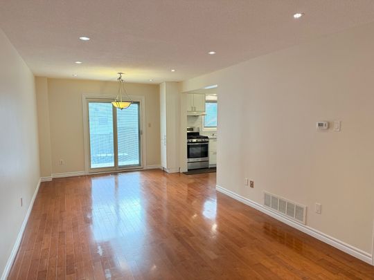 For Lease - 3016 Collista Court, Mississauga, Ontario - Photo 1