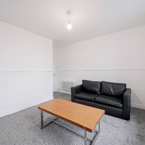 Strathmore Avenue, Coldside, Dundee, DD3 - Photo 1