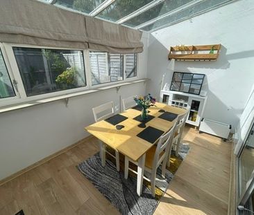 PETERBOROUGH - Photo 2